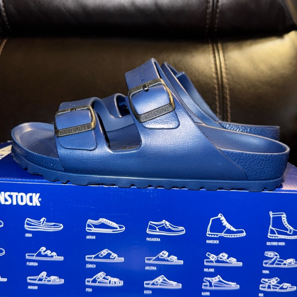 Birkenstock Arizona  Eva  color Navy size 36  or 5 -5.5  new in the box